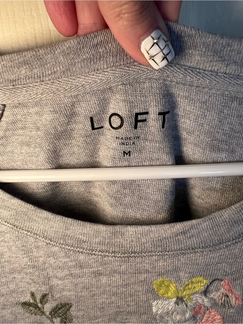 LOFT Gray Floral Embroidered Sweatshirt Top Medium 3/4 Sleeve - Picture 2 of 10